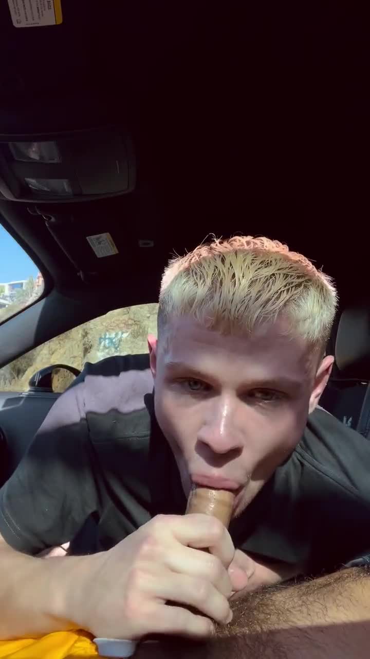 Blowing a hot uber driver