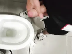 [archive of gbt][0592] jerking off in a public toilet