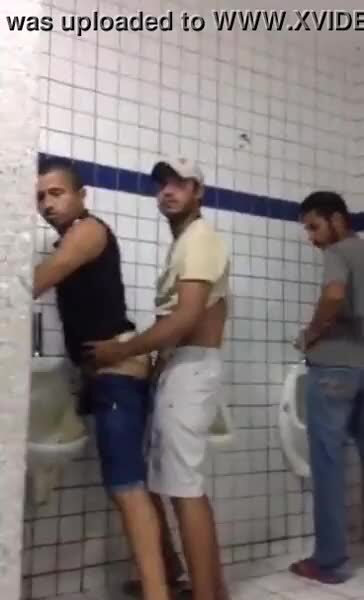 caught horny man fucking a gay in the bathroom in front of everyone